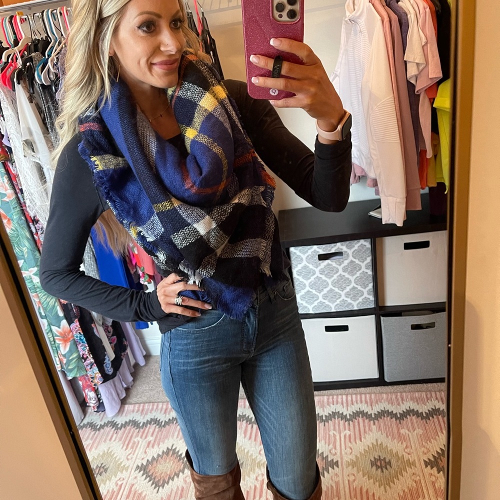 Boutique blanket scarf
